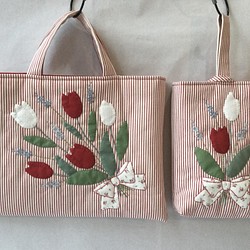 チューリップ花束(アプリケ、刺繍)レッスンバッグ、シューズバッグのセット 1枚目の画像