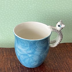 猫取っ手マグ(白グレーハチワレ) 『猫のマグカップ』 1枚目の画像