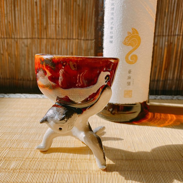 [聖誕禮物] Nekomata的酒杯，妖怪陶器，拿著堅硬的樹皮 第1張的照片