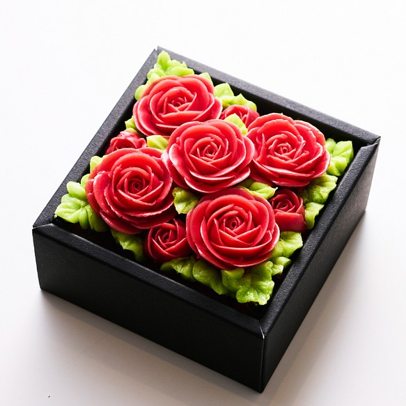 『食べられるお花のケーキ』【Shining Red】Anniversary"ミニ"ボックスフラワーケーキ＜ミニサイズ＞　 1枚目の画像