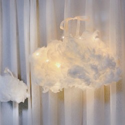 ふわふわ雲のさん　雲のオブジェ　ガーランド 1枚目の画像