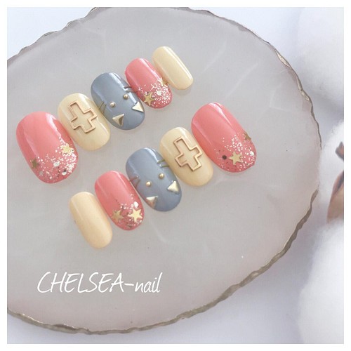 ハロウィンネイル シンプル猫 ネイルチップ ネイルシール Chelsea Nail 通販 Creema クリーマ ハンドメイド 手作り クラフト作品の販売サイト