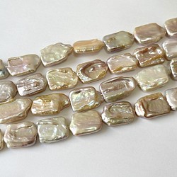 PA125  バロック 角変 パープル系 真珠 核有り淡水パール 連売り 天然石 ストーン 1枚目の画像