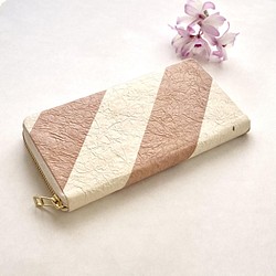 桜染め和紙の長財布　斜めストライプ柄 1枚目の画像