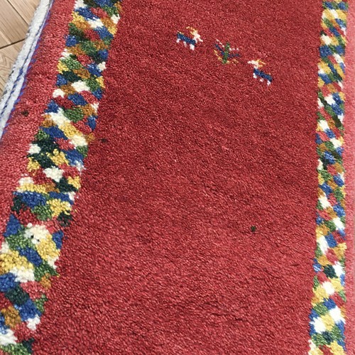 ペルシャ絨毯 ギャッベ ミニランナー 120×42 茜色 枠 格子柄 
