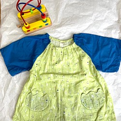 子供服　半袖スモック　95サイズメルヘンフォレストバードイエローグリーン✖️スモークブルー 1枚目の画像