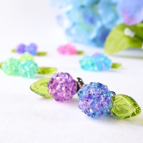 New 極小１粒 紫陽花キャンディピアス 紫陽花 金平糖 フェイクスイーツ 雨 梅雨 小ぶり ピアス Miel 通販 Creema クリーマ ハンドメイド 手作り クラフト作品の販売サイト