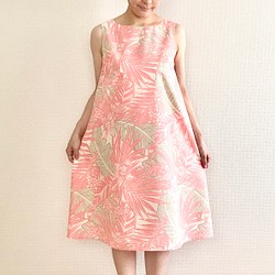 棕櫚葉和蘭花的喇叭裙[S~3L]鮭魚粉x米色 第1張的照片