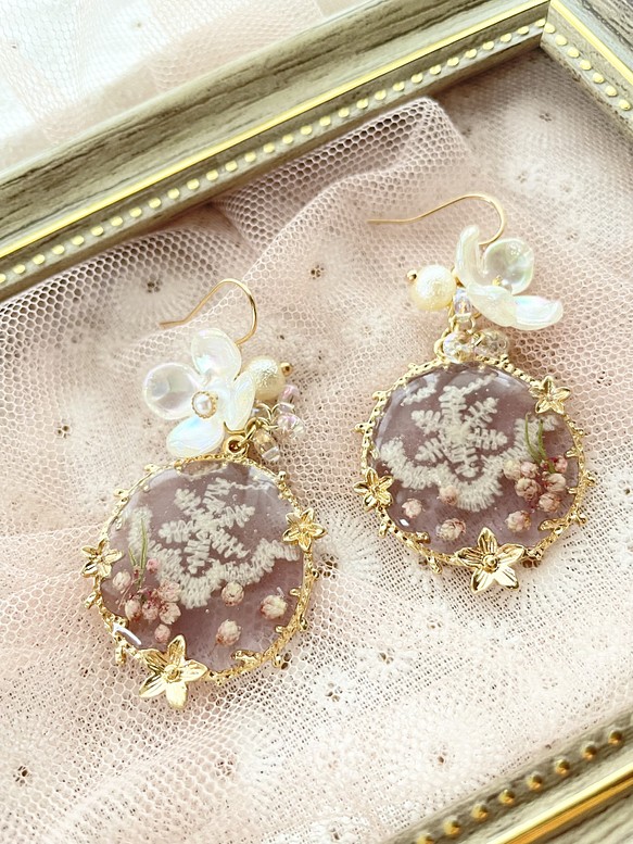 可愛いお花のリース ピアス イヤリング❋レジンアクセサリー❋パール