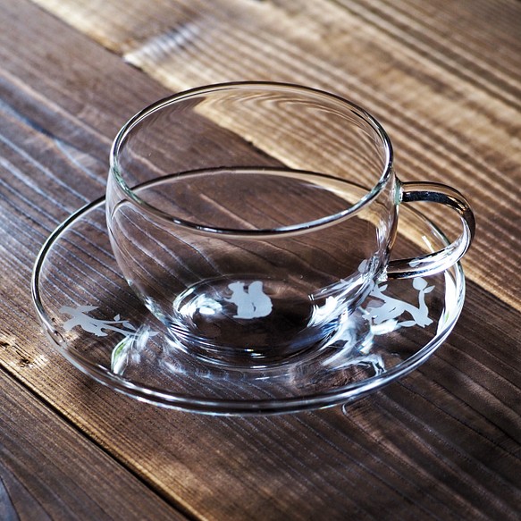 リス ガラスティーカップ ソーサー付き 300ml 1枚目の画像