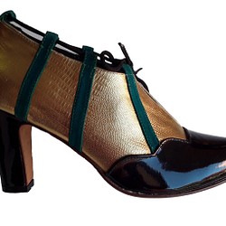 leather shoe woman 1枚目の画像