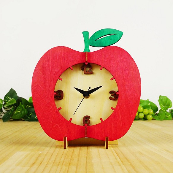 りんご」木製置き掛け時計 掛け時計・置き時計 minow plus（ミノー