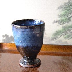 【酒器】コブレット（小）(コスモブルー)　ビアカップ　ワインカップ　萩焼き 1枚目の画像