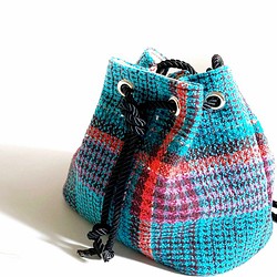 巾着バッグS ウール バケットバッグ/ターコイズブルー リントンツイードバッグ✖️山羊革 黒 /冬コーデ 差し色に 1枚目の画像