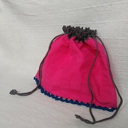 ピンク（地模様）ふち編み巾着 1枚目の画像