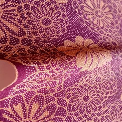 販売直販 紫とピンクの端切れ 小花柄　正絹 生地/糸