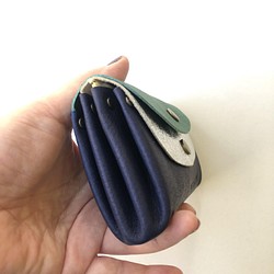 【カラーセミオーダー可】ピッグスキンの小さなお財布　トリオ・シルバー 9枚目の画像