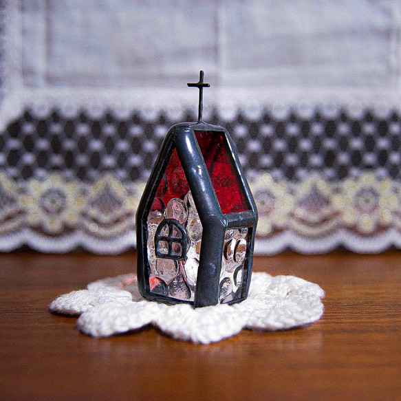 『小さな教会』［ステンドグラス］オブジェ 赤 1枚目の画像