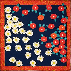 オーガニックコットンふろしき～椿と菊～　三巾　大判　100㎝　綿100％ 1枚目の画像