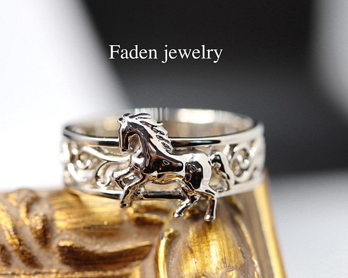 Pt900 馬デザインリング 指輪・リング Faden jewelry 通販｜Creema 