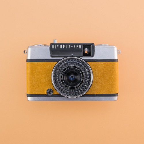 オリンパスペン EE-3 オレンジ フィルムカメラ リメイクカメラ 写真 