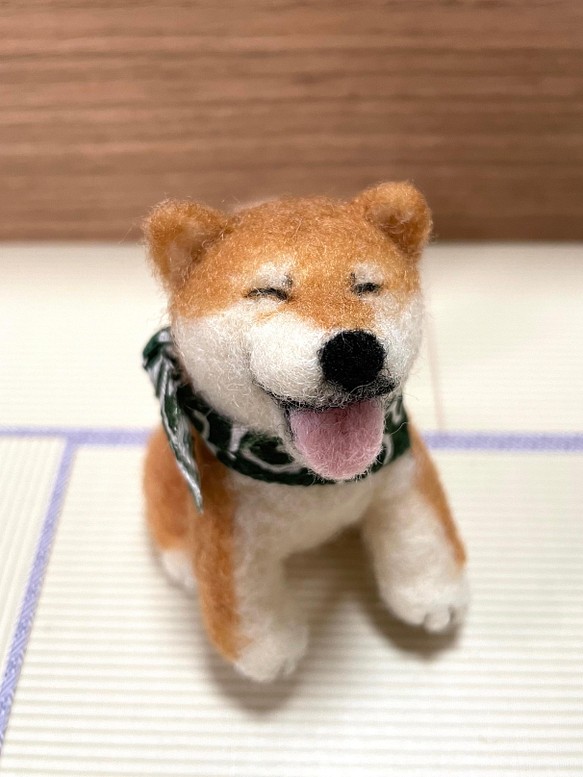 笑顔の柴犬(赤柴)羊毛フェルト 1枚目の画像