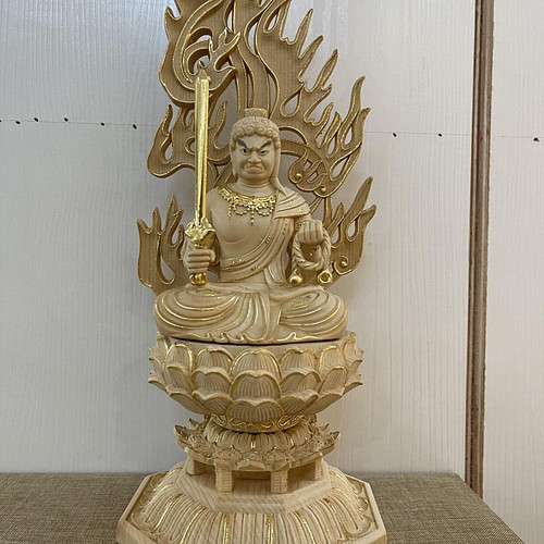 人気満点 極上品 精密彫刻 木彫仏像 仏教美術 供養品 大迫力 仏師彫り 