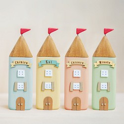 [受注制作]ミニチュア <お名前ハウス>  木製 インテリア 北欧雑貨 置物 出産祝い 子供部屋 誕生日 プレゼント 1枚目の画像