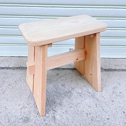 天然檜(ヒノキ)お風呂椅子/木製ベンチ/天然無垢/木/スツール/台 1枚目の画像
