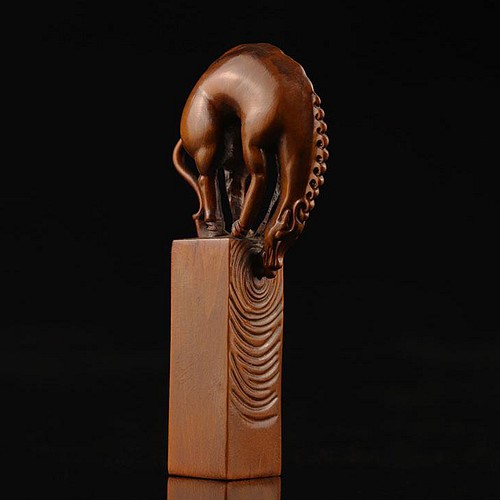 水飲み馬 参次元彫刻『篆』貴重木材（柘植・アンティーク） 立体 