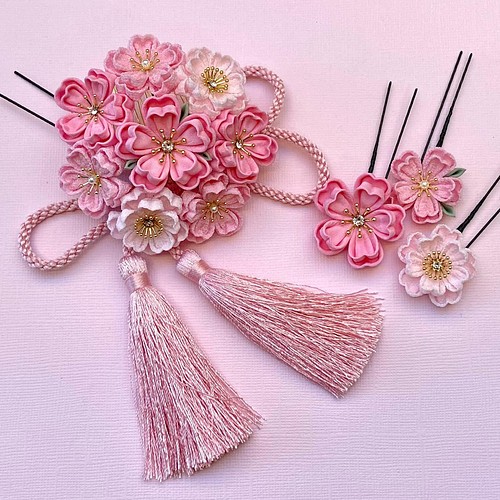 今季一番 つまみ細工 髪飾り卒業式 袴 七五三 ハンドメイド ピンク系桜 