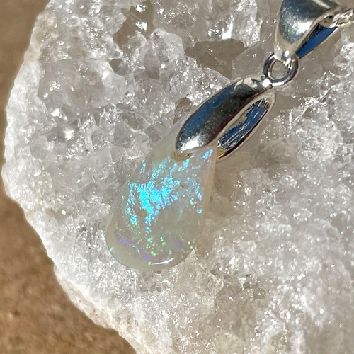 Larimar Sgrade#Lr022 ネックレス・ペンダント サルサパリラクリスタル