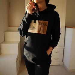 Art Sweatshirts-アートスウェットシャツー黒ー女性Mサイズ 1枚目の画像