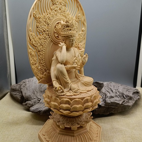 定番の中古商品 木彫り 仏像 仏師で仕上げ 天然木檜材 財前彫刻 如意輪 