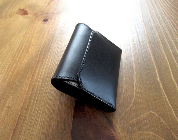 コンパクト財布　手縫い　小さい財布　ミニ財布　手のひらサイズ　革財布　ブッテーロ　Maine マイネ　革財布　 1枚目の画像
