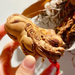 桃の木 モモノキ 貔貅 ひきゅう お守り 彫刻 手作り 風水グッズ 運気 ...