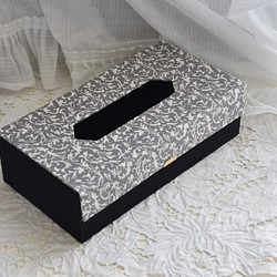 ティッシュケース　ティッシュボックス　カルトナージュ　　アラベスク　ボタニカル柄 1枚目の画像