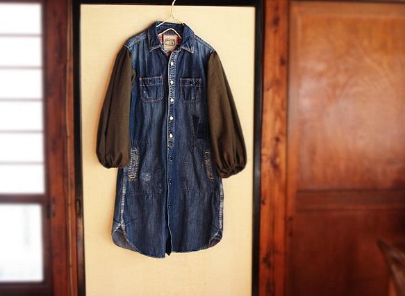 sold/SAYOCAFE＋R/デニムふんわり袖のリメイクシャツワンピース 1枚目の画像