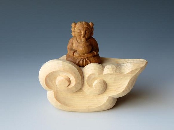 （オーダー作品）小さな日本の神様　少彦名命（すくなびこなのみこと）白檀の小さな木彫刻 1枚目の画像