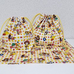新柄☆レトロかわいい動物達のお弁当&コップ袋、ランチマット⭐黄色 1枚目の画像