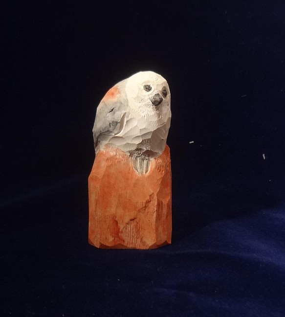 木彫刻 アート『 シマエナガ 』　鳥　動物　芸術 アート  手彫り　松 1枚目の画像