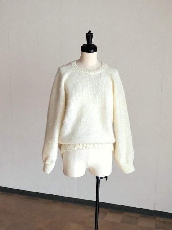 ラグランパフスリーブモヘアセーター オフホワイト ニット・セーター ANNA&ARISA 通販｜Creema(クリーマ)