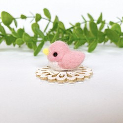 ぷくぷく豆鳥　Ｄ　ピンク　羊毛フェルト　置物 1枚目の画像