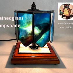 ステンドグラスランプ（アクアブルー&パープルonホワイト ）八角型 1枚目の画像
