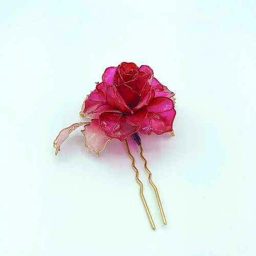 ホットピンク色のバラの簪 花直径 6 5センチ ヘアアクセサリー Rin 通販 Creema クリーマ ハンドメイド 手作り クラフト作品の販売サイト
