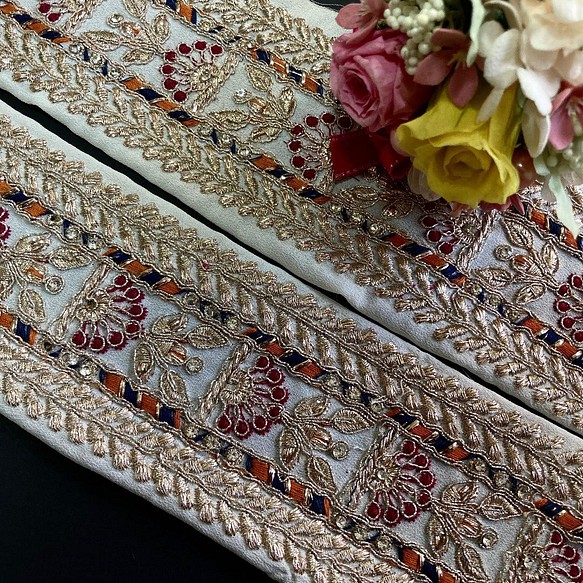 インド刺繍リボン チュールレース シルバー 白 サリー エスニック アジアン シャンパンゴールド ダンス衣装 飾り 布 1枚目の画像