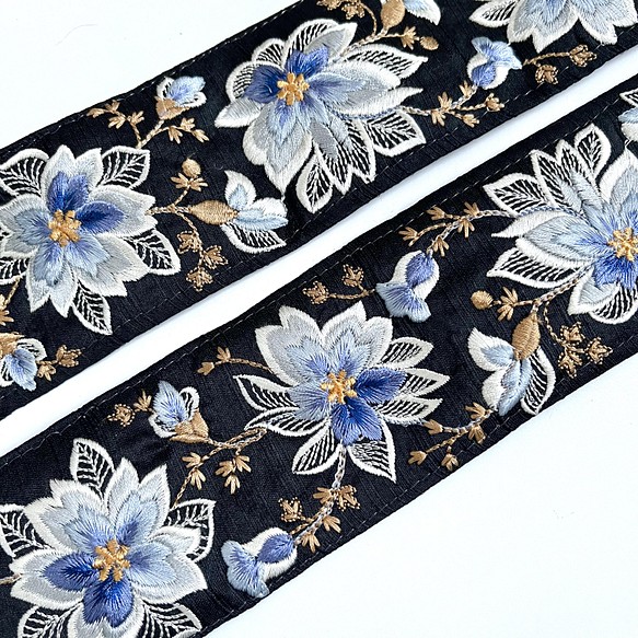 【50cm】インド刺繍リボン ブラックxブルー　シルク　SS337 1枚目の画像