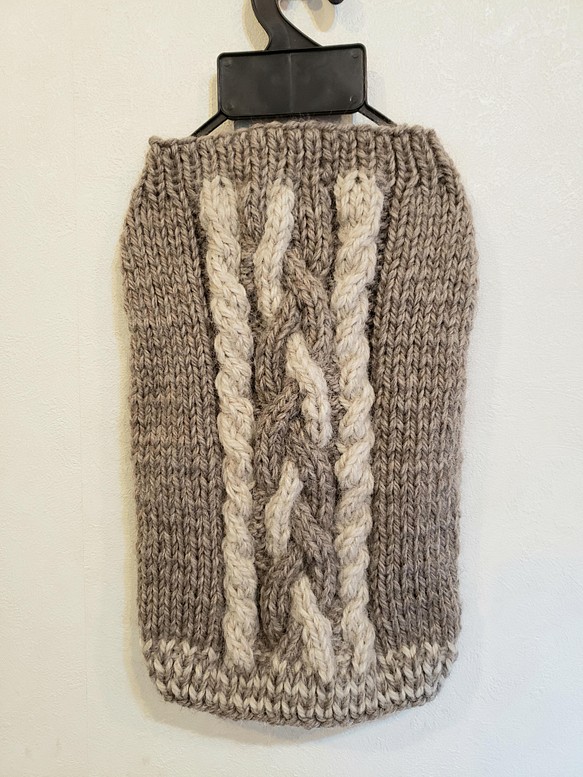 犬服♪ざっくりとした2色編み込みのアラン模様手編みセーター(エル・ウエーブオリジナル)