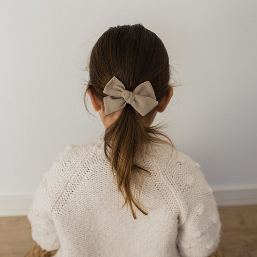 Cotton Linen L Bow ヘアゴム リボン ゴム ベビー キッズ 子供 女の子 髪飾り ヘアアクセ ヘアアクセサリー Lou Lou 通販 Creema クリーマ ハンドメイド 手作り クラフト作品の販売サイト