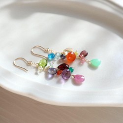 ｛ピアス/イヤリング｝14kgf/colorful earrings マルチカラー 1枚目の画像
